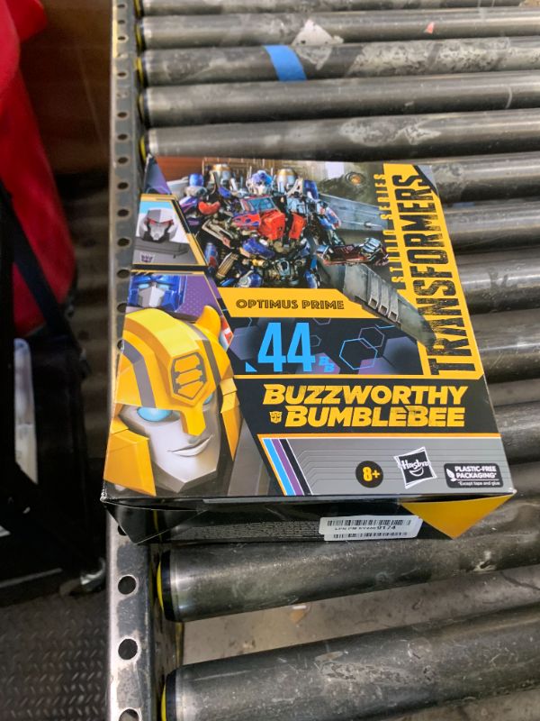 Photo 1 of Transformers Studio Series Buzzworthy Bumblebee Optimus Prime TF [Parallel Import]