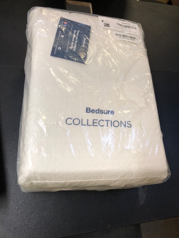 Photo 1 of Bedsure Cotton Duvet Cover King - 100% Cotton Waffle Weave Coconut White Duvet Cover King Size, GentleSoft™ and Breathable Bedding Set for All Season, 3 Pieces, 104"x90"