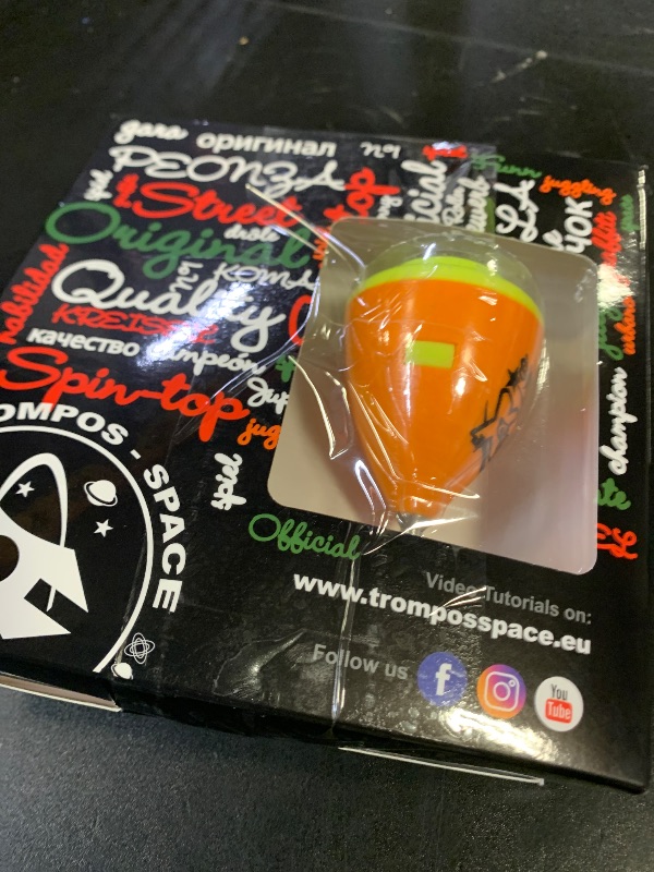 Photo 1 of Trompo Space Trompos Space SL Spin Top Saturno Xtreme Roller - Bearing Tip SpinTop - (Colors Vary, Single Spin Top)