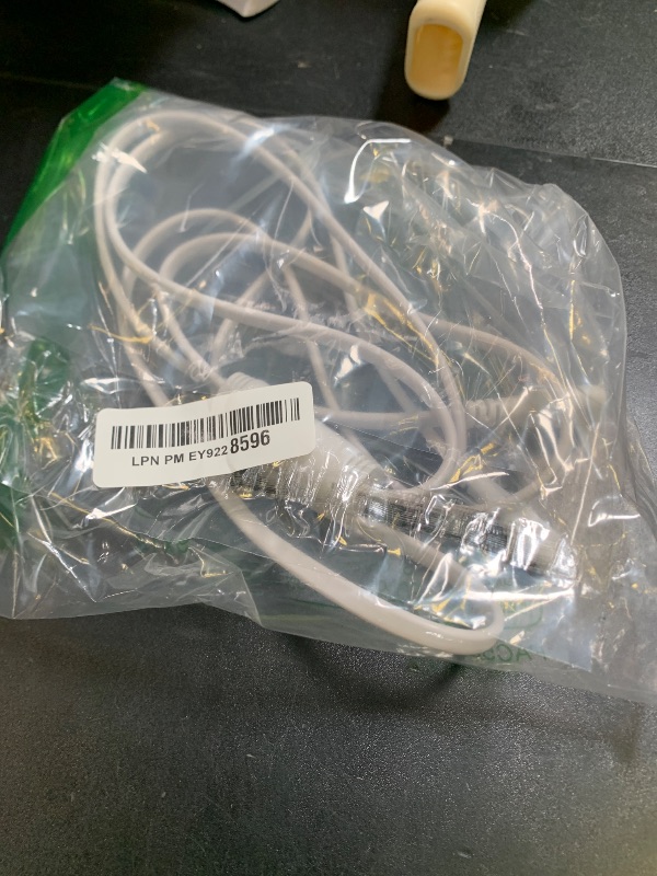 Photo 1 of cezelux Hexagon LED Lights Power Cord 1.5M 5ft 1 to 2 10a Hex Lighting Power Cable Hexagon Garage Light Fixture Connector Accessory Replacement/Spare for Honeycomb Lighting Systems(1 to 2 1.5m)