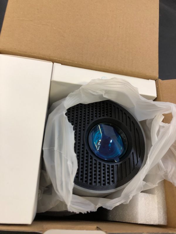 Photo 1 of ?Electric Focus?Magcubic Mini Projector 4K Support, Smart Projector with WiFi 6 and Bluetooth 5.4, 5W Soundbase Speaker, 180° Rotation, Portable Proyector for Home Theater HY300 Ultra (Grey)