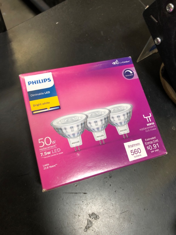 Photo 1 of PHILIPS MR16 GU5.3 LED Floodlight 50W Equivalent, Dimmable, Bright White 3000k- 3 Pack