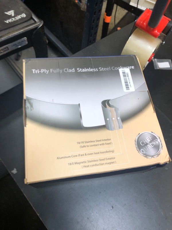 Photo 1 of DELARLO Whole Body Tri-Ply Stainless Steel Pan 9.45 inch, Stainless Steel Woks & Stir-Fry Pans, Deep Kitchen Small Wok Pan with Lids, Induction Mini wok 9.45", Suitable for All Stove, Up to 650?