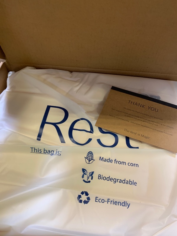 Photo 1 of REST® Evercool® Cooling Comforter, Twin/Twin XL, Blanket for Hot Sleepers, All Season Bedding to Keep Cool for Night Sweats, Breathable Lightweight Blanket, 68"x90" Inches, Snow Ivory