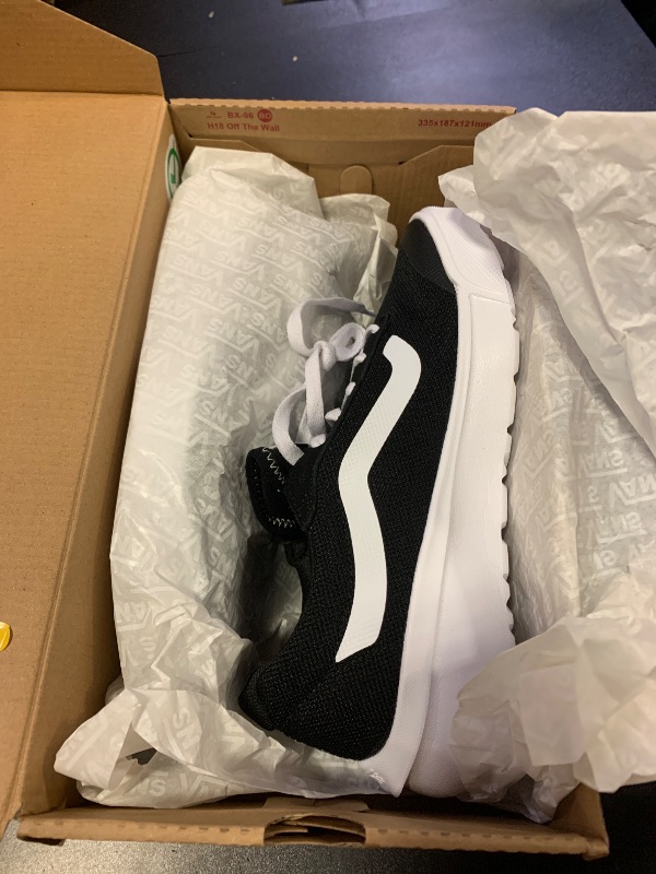 Photo 1 of Vans Women's Range BRZ Shoe | Low-Top Athletic Sneakers for Walking, Work & Casual Fashion, Mesh Black/White, 9