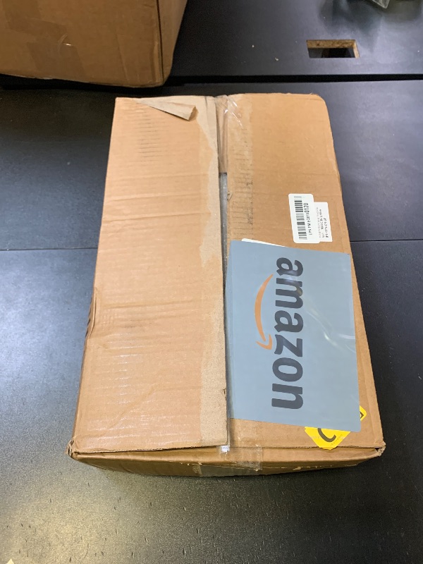 Photo 1 of MUNBYN Shrink Wrap, Stretch Wrap with Handles, Stretch Film Roll Industrial Strength, Plastic Wrap for Pallet Wrapping Shipping Moving, 15 Inch x 1000 Ft, 2 Pack, 60 Gauge