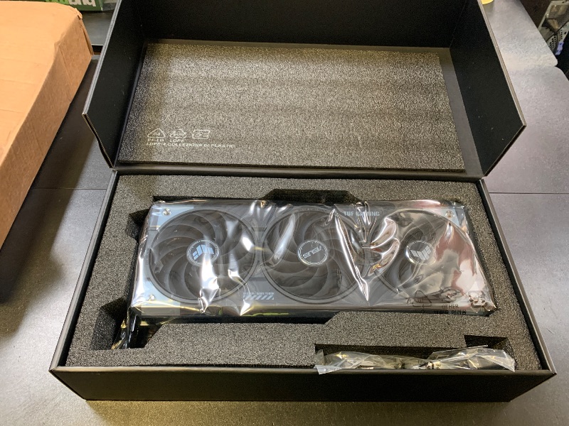 Photo 1 of ASUS TUF Gaming GeForce RTX ™ 5070 12GB GDDR7 OC Edition Gaming Graphics Card (PCIe® 5.0, HDMI®/DP 2.1, 3.125-slot, Military-Grade Components, Protective PCB Coating, axial-tech Fans)