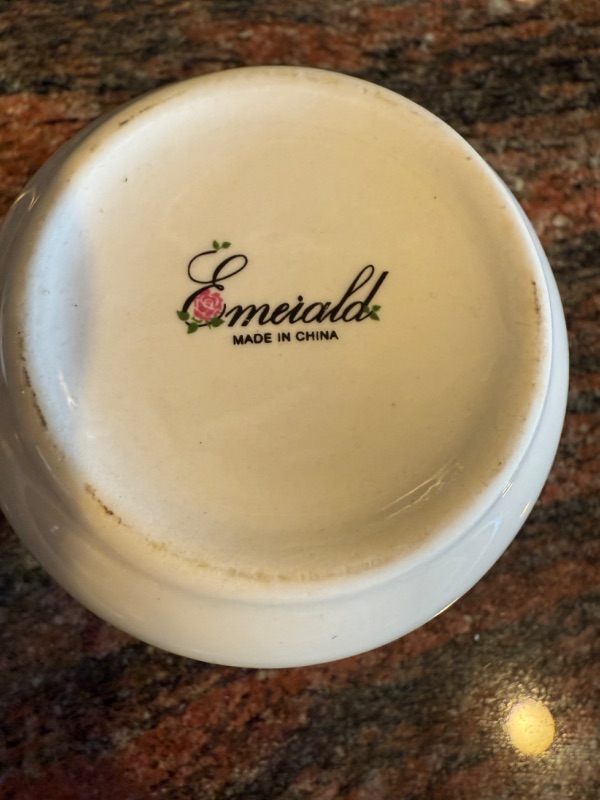 Photo 1 of EMERALDS ROSE DESIGN CHINA DISH SET W. SERVE-WARE