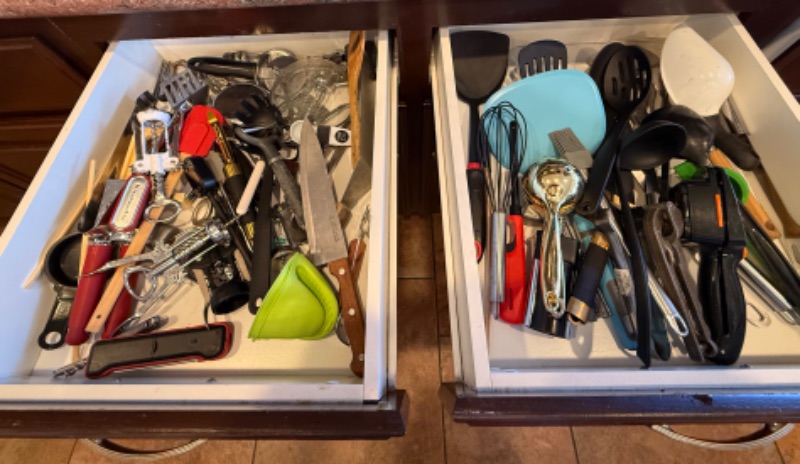 Photo 1 of CONTENTS OF KITCHEN DRAWER-KITCHEN UTENSILS
