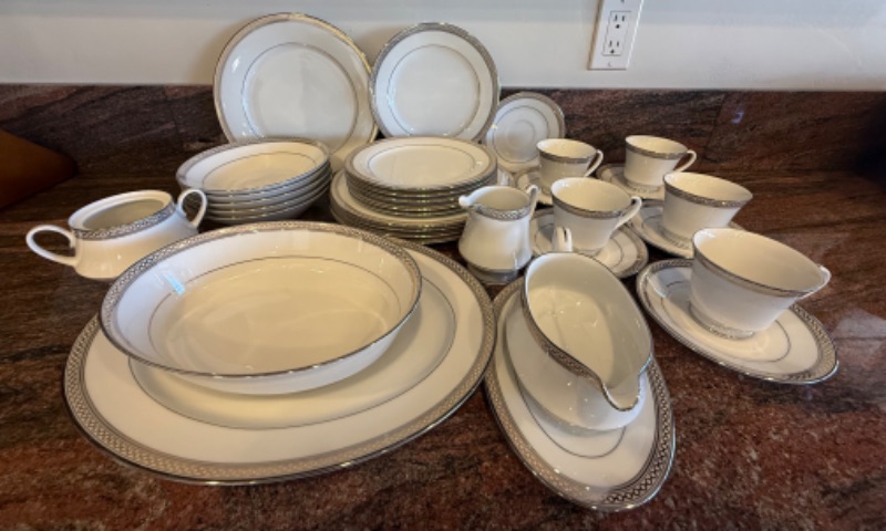 Photo 1 of NORITAKE CONTEMPORARY FINE CHINA SET