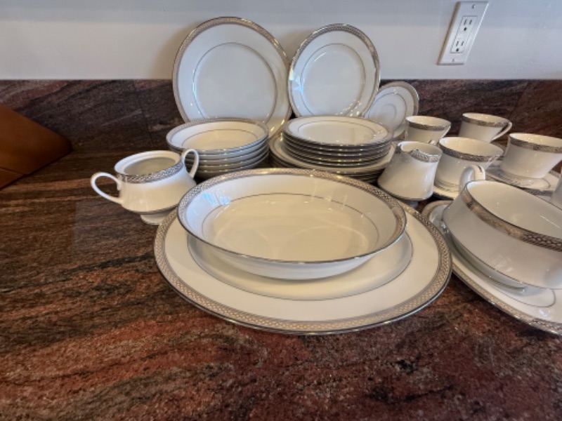Photo 1 of NORITAKE CONTEMPORARY FINE CHINA SET