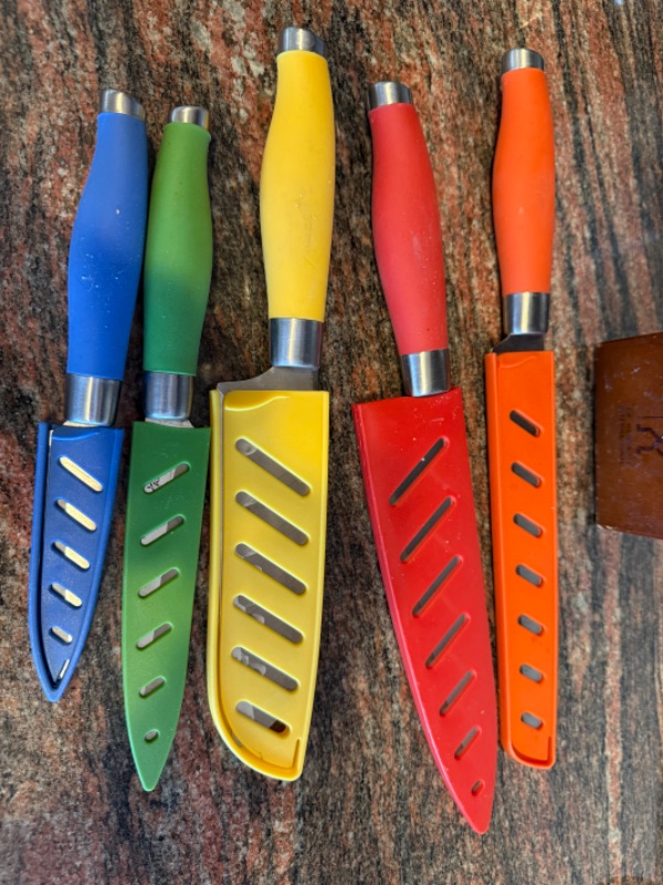 Photo 1 of 5-SKANDIA MULTI COLOR KNIVES, KNIFE BLOCK W. KNIVES