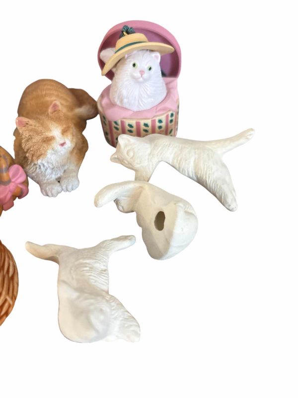 Photo 1 of (9)PCS CAT THEME FIGURINES H4”
