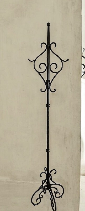 Photo 1 of ARTERAMEFERRO WROUGHT IRON COAT STAND W SCROLLWORK HOOKS H 75"