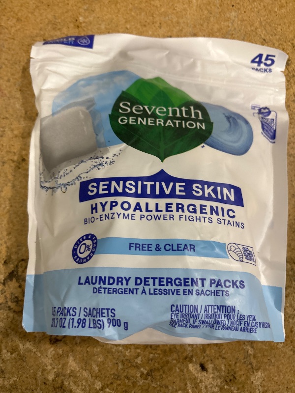 Photo 1 of ** PARTIAL SET/ ONLY 1 ** Seventh Generation Laundry Detergent Packs, Free & Clear, 90 Loads (2 pouches, 45 Ct EA)