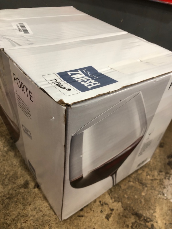Photo 1 of **2 BROKEN** SCHOTT ZWIESEL Forté Burgundy Goblet (Set of 6), Burgundy Glasses for Red Wine, Dishwasher-Safe Tritan Crystal Glasses, Made in Germany (25 Ounce)