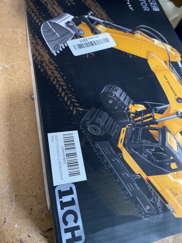 Photo 1 of 1:18 Remote Control Excavator Construction Toys for Boys, [2025 Upgraded] 2.4GHz RC Excavator Toy with Metal Shovel for Boys 6+ Kids Birthday, Dual Batteries/100+Mins/Spray/Sound/Light/11-Channel