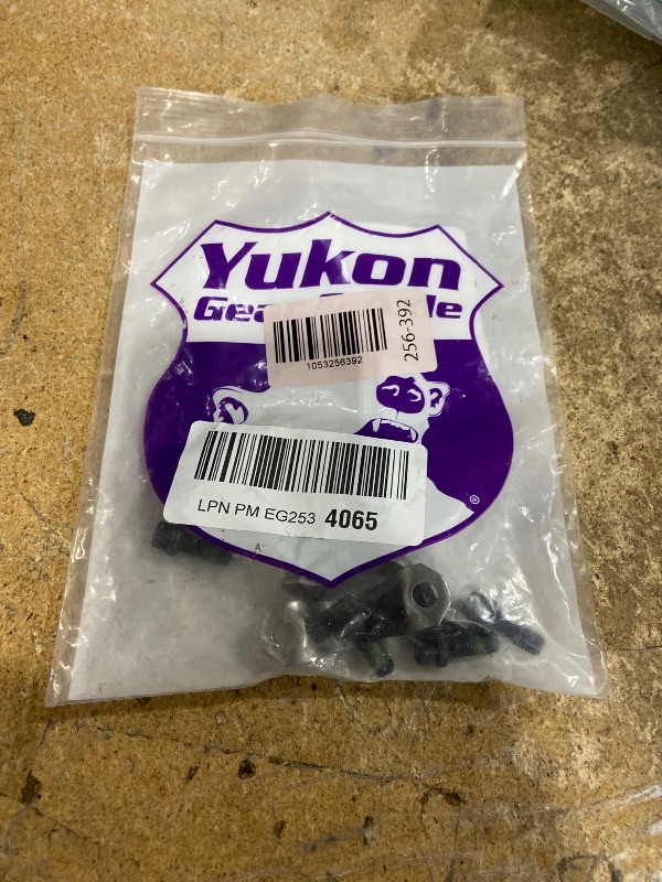 Photo 1 of 1310 & 1330 U/Joint Strap, Dana 30, Dana 44, Model 35, & 9.25" w/Bolts.