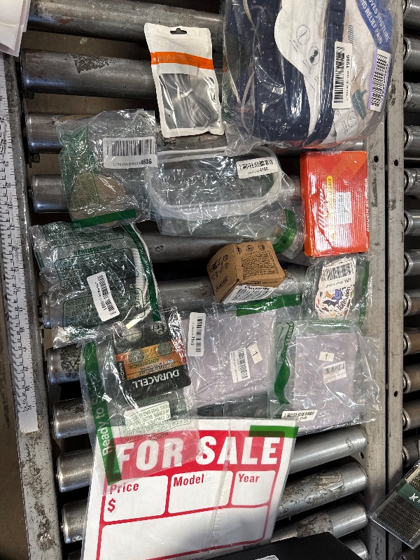 Photo 1 of ** SOLD AS IS BUNDLE OF MISCELLANEOUS AND SORTED GOODS **