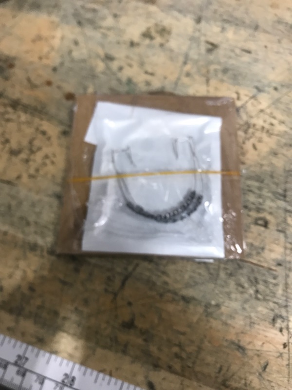 Photo 1 of 1 Pair of Temporary Tooth Decoration, Teeth Retainer Practical Brackets para Dientes Sturdy Retenedores de Dientes Ortodoncia Props for Dental Students to Practice (Black)