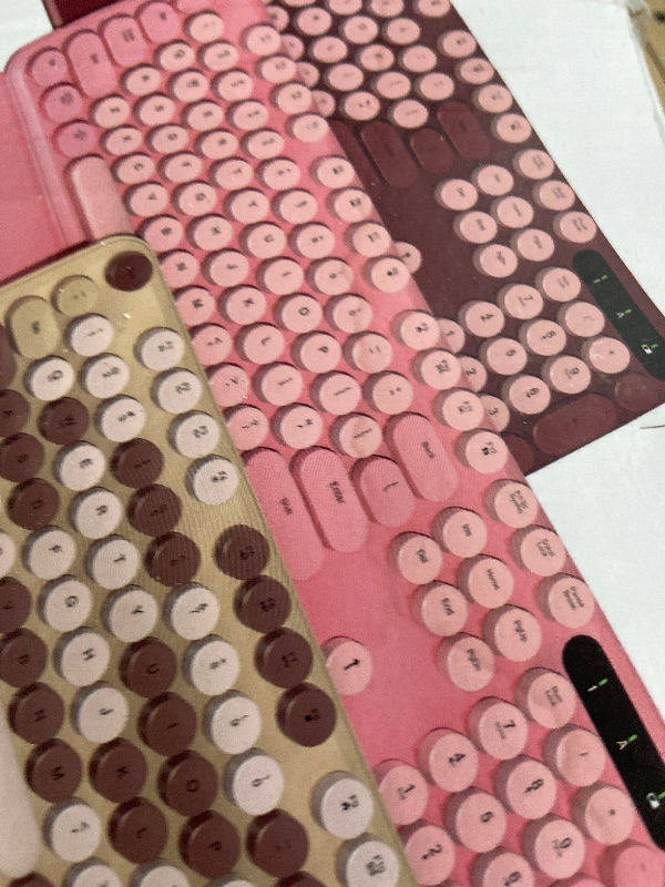 Photo 1 of ** missing usb wireless adapter **  Wireless Keyboard, Round Keycaps, Retro Typewriter Keyboard with Detachable Wrist Rest, Sleep Mode, Foldable Legs, 2.4GHz Full-Size Cordless Computer Keyboard for Windows/PC/Laptop (Latte)