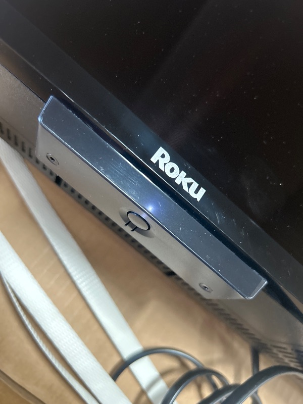Photo 1 of *************************screen does not turn on*******************
Roku Smart TV 2025 – 65-Inch Select Series, 4K HDR TV – RokuTV with Enhanced Voice Remote – Flat Screen LED Television with Wi-Fi for Streaming Live Local News, Sports, Family Entertainme