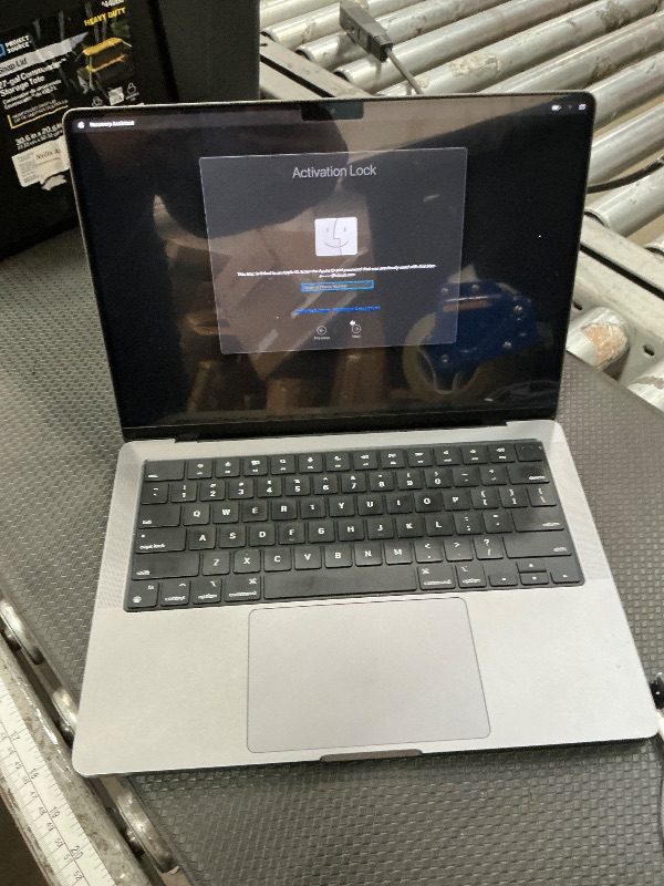 Photo 1 of *POWERS ON BUT LOCKED* MacBook Pro 14 2021 M1 Pro A2442 8-Core CPU / 14-Core GPU 16GB 512GB Space Gray
