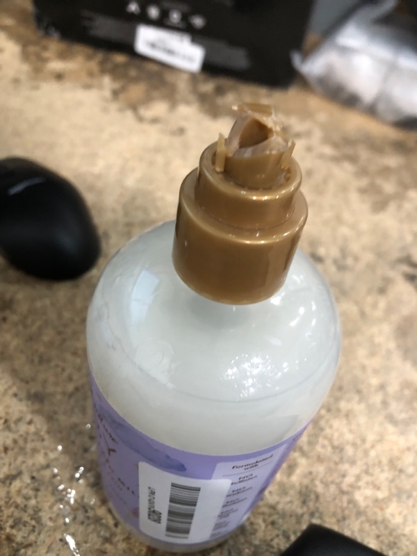 Photo 1 of **CAP BROKEN** SheaMoisture Baby Shampoo & Bath Milk Manuka Honey & Lavender for Delicate Hair and Skin Nighttime Skin and Hair Care Regimen 13 oz