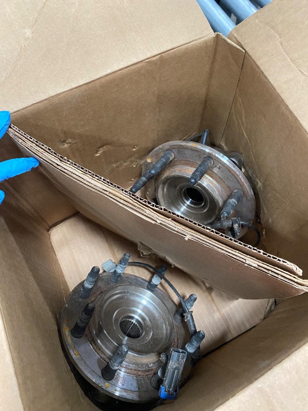 Photo 1 of **RUSTY & DIRTY** Autoround 515058 4x4 4WD Front Wheel Bearing and Hub Assembly Compatible with Chevy Silverado Avalanche, GMC Sierra 1500 2500 3500 1500HD 2500HD, Yukon XL 2500, Hummer H2 8 Lug w/ABS 2-Pack