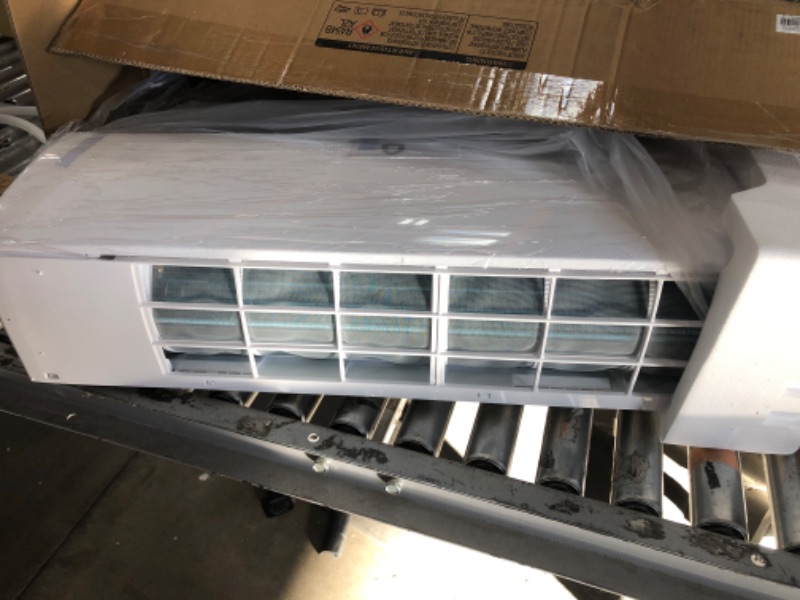 Photo 1 of (*PARTIAL SET - SEE PHOTOS/NOTES*) 28K ONE Zone Mini Split Air Conditioner and Heater, 20 SEER2 208-230V 9000 + 9000 + 12000 BTU Wifi Mini Split AC/Heating System Multi Zone, Ductless, Wall Unit, with Installation Kit