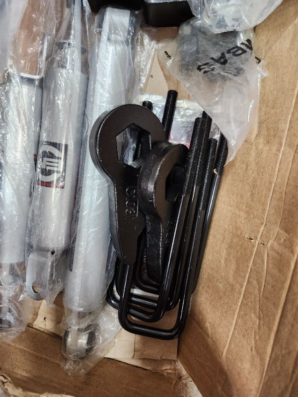 Photo 1 of ***********FOR PARTS ONLY- MISSING BALL JOINS AMONG OTHER PARTS**************
Rough Country Vertex 3" Lift Kit for 20-24 Chevy/GMC 2500 HD 2WD/4WD - 95850RED