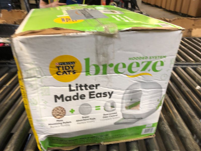 Photo 1 of Tidy Cats Breeze Litter Box, with Scoop, Hooded System