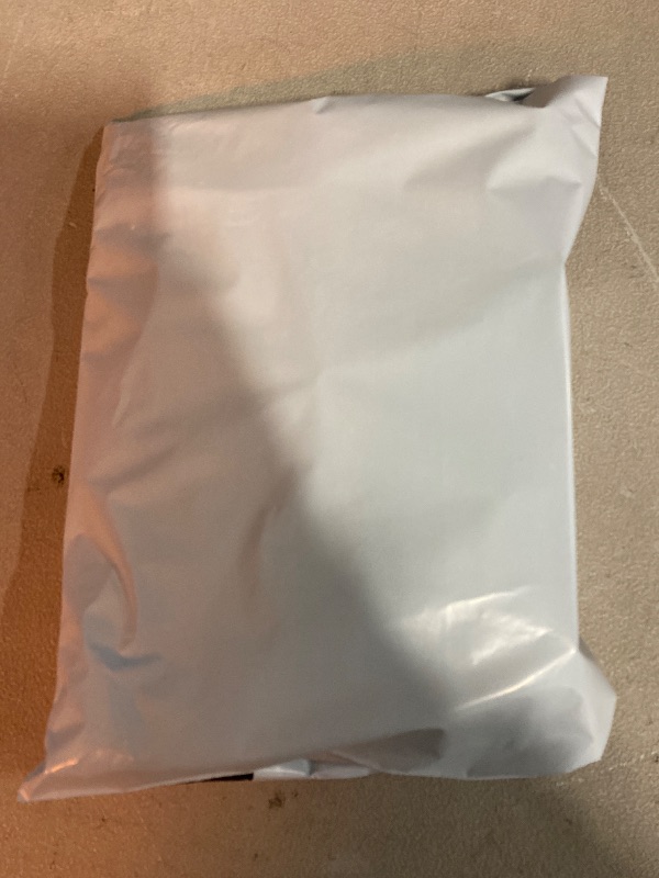 Photo 1 of M Women's High-Rise Eyelet Hem Poplin Pull-On Shorts - Future Collective