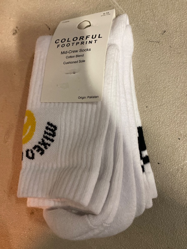 Photo 1 of 9-11 Memoi Women's Smiley Face Athletic Double Stripe Crew Sock White