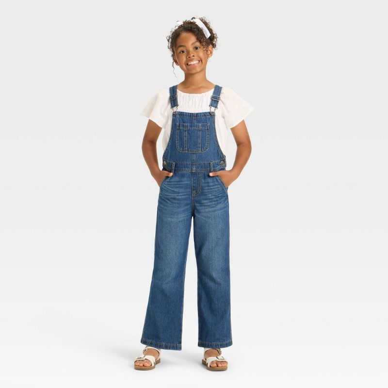 Photo 1 of L Girls' Wide Leg Baggy Denim Overalls - Cat & Jack Dark Wash