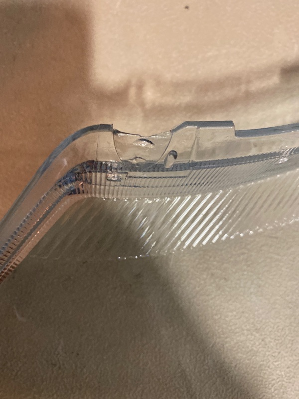 Photo 1 of Headlight Cover Transparent Lampshade Headlamp Shell Replace Original Lens Plexiglass Compatible for Porsche Cayenne 2007 2008 2009 2010(2PCS Left and Right)