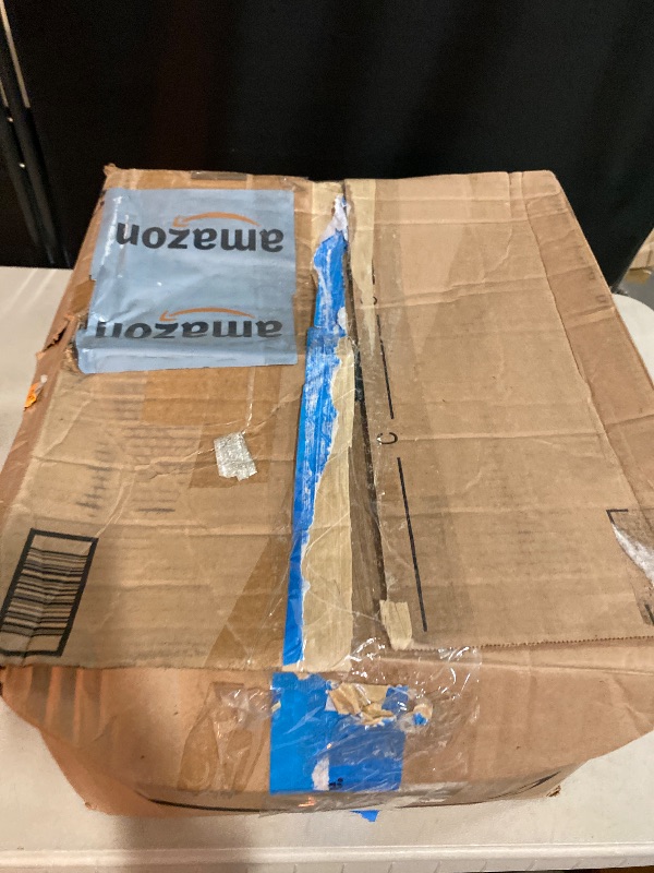 Photo 1 of Green 6FT X 50FT Outdoor Privacy Screen Fence & Mesh Shade Net Cover, Ideal for Garden and Backyard - Enhances Privacy for Fencing & Chain Link, Perfect for Patio Privacy Wall, Slats Freestanding