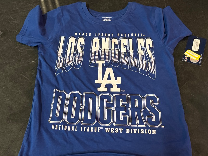 Photo 1 of M(8/10)  Kids Los Angeles Dodges T-Shirt 