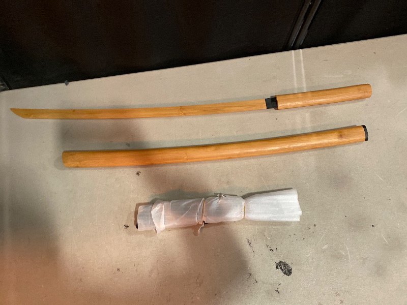 Photo 1 of Bamboo Practice Swords Cosplay Prop Sword – 41 Inch Anime Replica with Original Textures, Ideal for Cosplay, Decoration, Collection, Stage Performance, and Gift