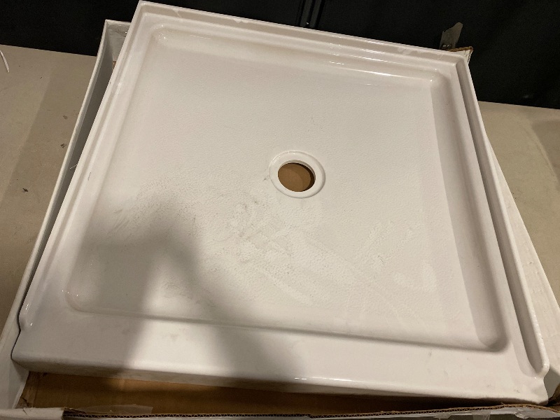 Photo 1 of American Standard Mainstream 32-in W x 32-in L Center Arctic White Single Threshold Square Shower Pan Base with 3.25-in H Threshold