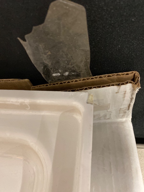 Photo 1 of American Standard Mainstream 32-in W x 32-in L Center Arctic White Single Threshold Square Shower Pan Base with 3.25-in H Threshold