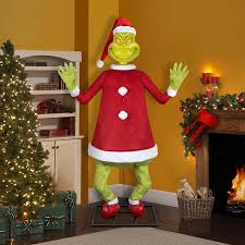 Photo 1 of Grinch 9-ft Dr. Seuss The Grinch Animatronic