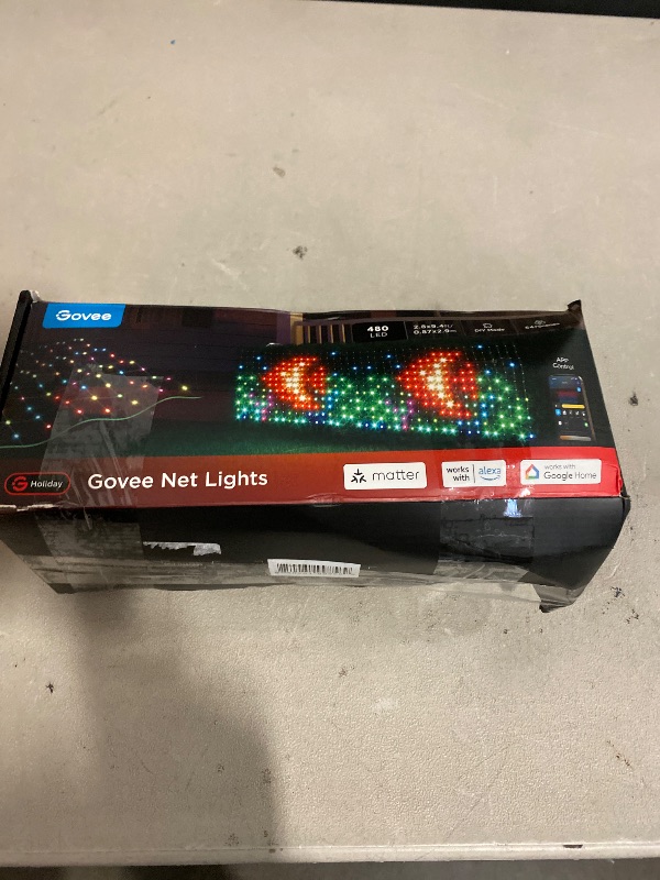 Photo 1 of Govee - RGBIC Smart Net Lights, 64 Modes, DIY & Alexa/Google Control, IP65 Waterproof, Wire - Green
