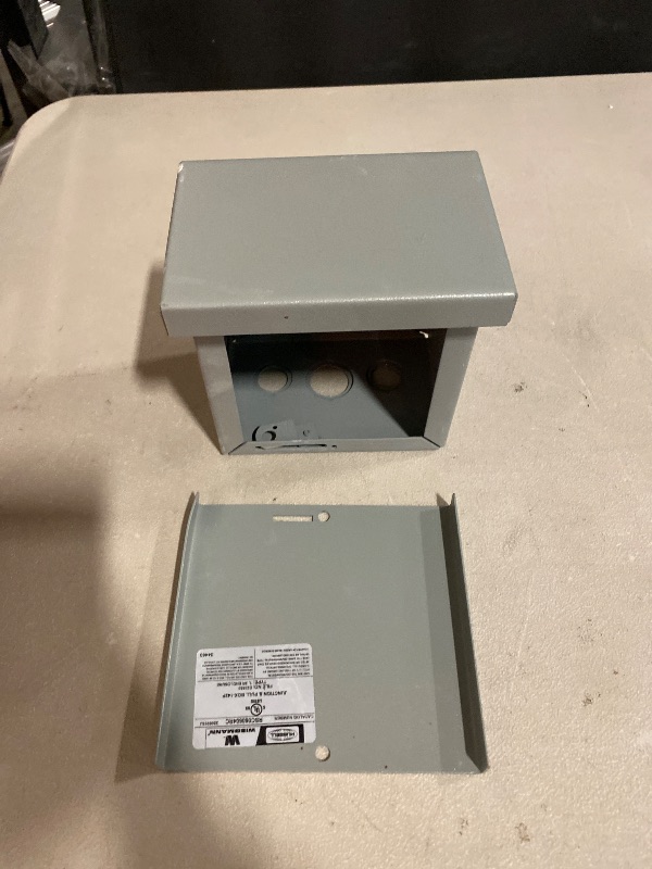 Photo 1 of Hubbell Wiegmann Metal Weatherproof New work Enclosure Electrical Box