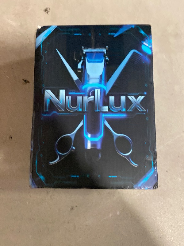 Photo 1 of Golden Spiral Three-Piece Set, Men'S Electric Hair Clipper Shaver Salon Hairdressing Three-Piece Set, Professional New Fashion Design, Precise Cutting Perfect Hairdressing Electric Shaving Hairdressing Set