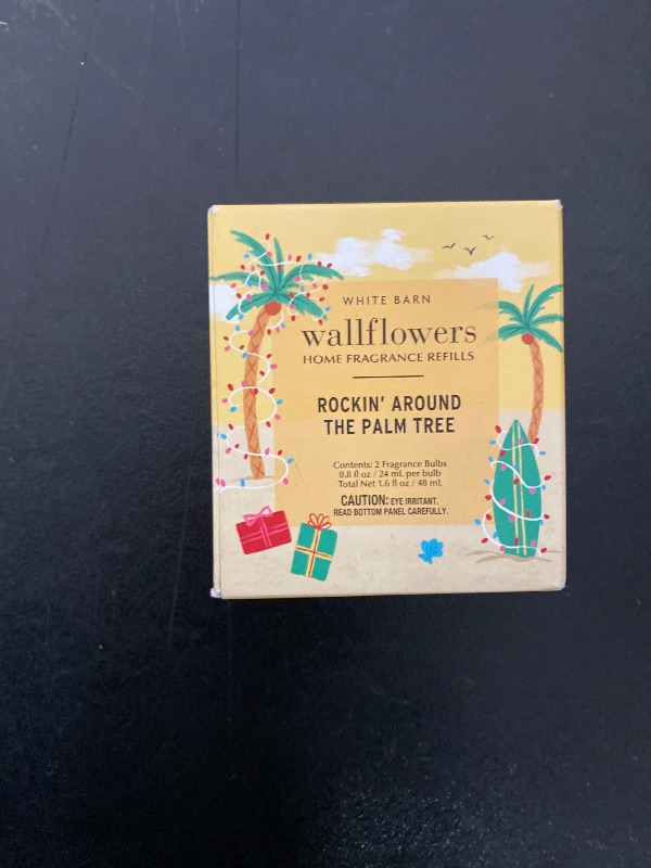 Photo 1 of Bath and Body Works Rockin Around The Palm Tree plug in