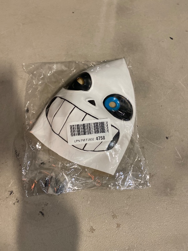 Photo 1 of Deluxe Latex Game Full Head Mask Cosplay Costume Helmet Party Fancy Ball Halloween Christmas Props (For Adult, Blue Eye)