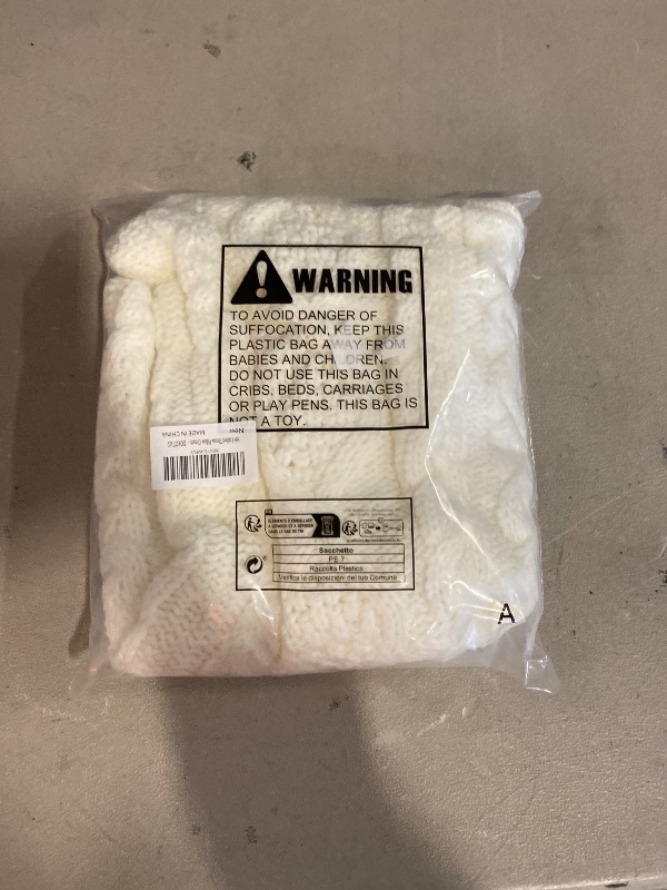 Photo 1 of DOKOT Decorative Knit Throw Pillow Cover Chiristmas Farmhouse Sweater Square Warm Cushion Cover for Couch, Bed, Home Accent Decor (Cream, (18x18 inches(45x45cm))