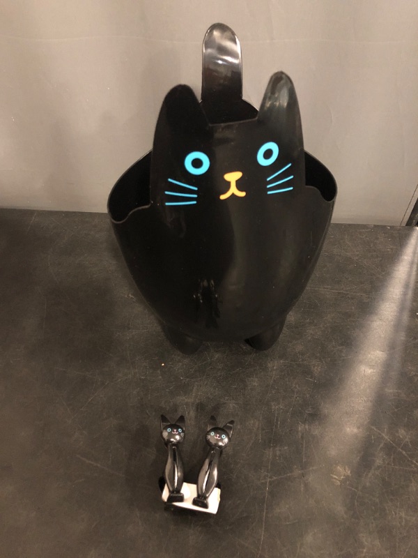 Photo 1 of 123Arts Cartoon Cat Shape ABS Table Bathroom Trash Can Storage Bucket with Cat Clips