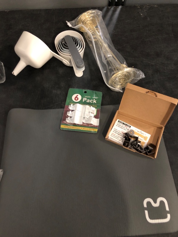 Photo 1 of 10 mixed items houseware